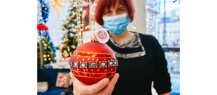 Sbírka vánočních ozdob a dekorací na podporu onkologicky nemocných Sbírka vánočních ozdob a dekorací na podporu onkologicky nemocných